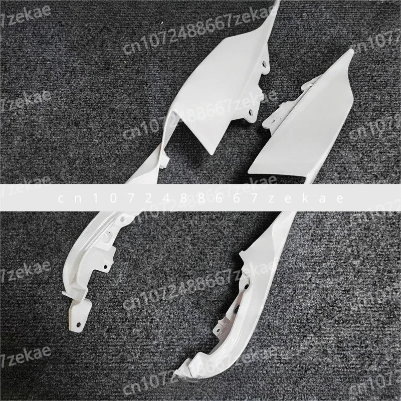 ملحقات الدراجة النارية مناسبة لـ YZF-R7 YZF R7 YZF R7 2022 2023 2024 ، غطاء مقعد الركاب الخلفي لوحة جانبية هدية