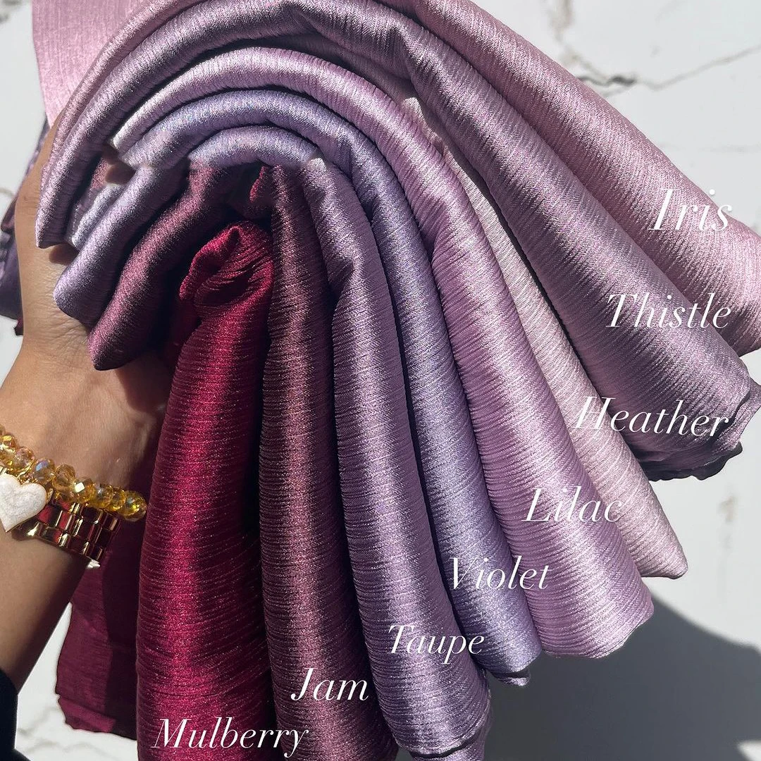 New Hijab Scarf Solid Color Plain Scarves Muslim Shawls Satin Pleated Hijab Muslim Women Headscarf