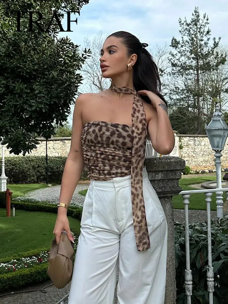 TRAF 2024 Top a tubo con stampa leopardata da donna Hotsweet Tulle Halterneck Off-spalla Slim senza maniche pieghe Chic Sexy Top femminili Y2K