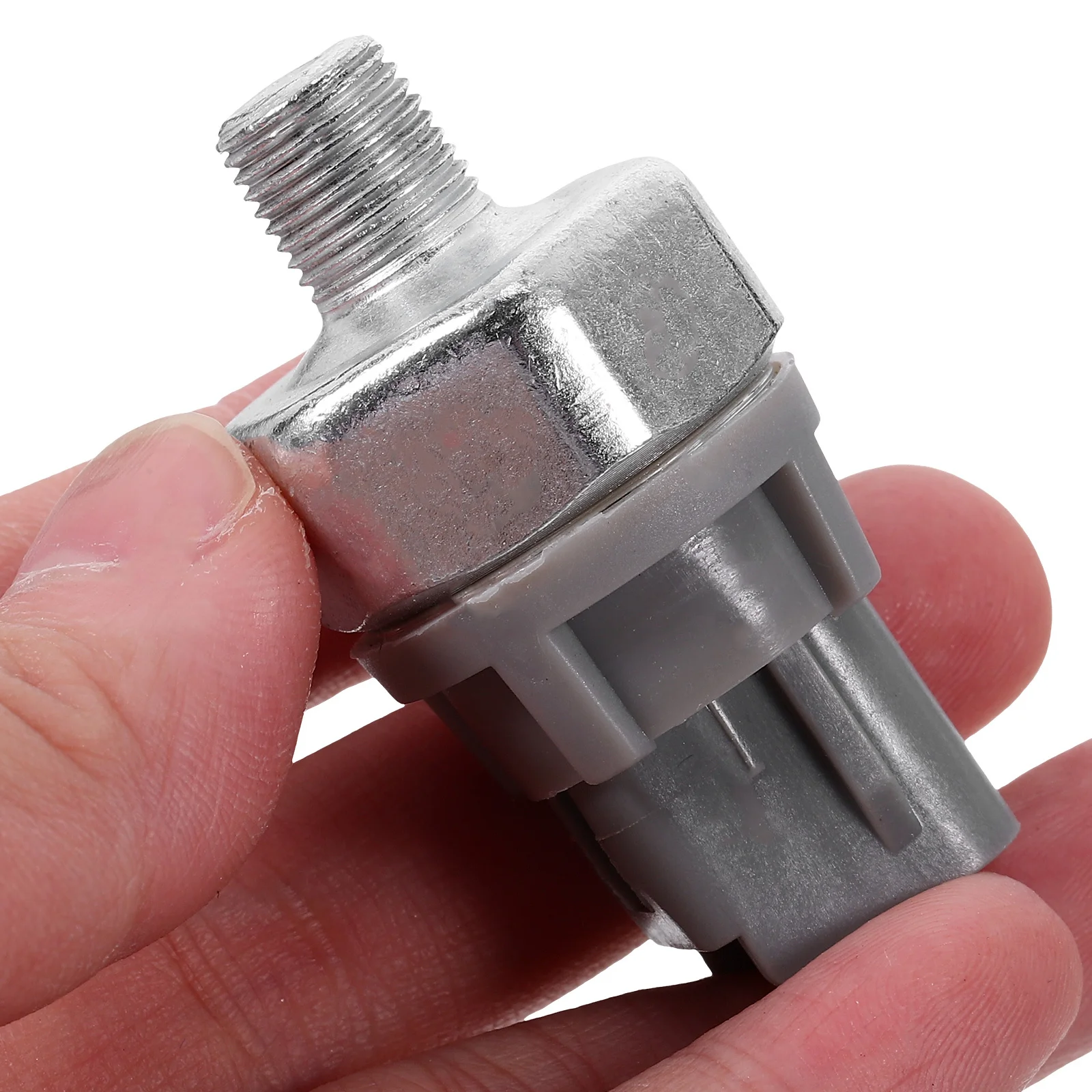 

Oil Pressure Sending Unit Sturdy Iron Engine Oil Pressure Transducer Sensor Essential for Car Engine Safety and Smooth Operation