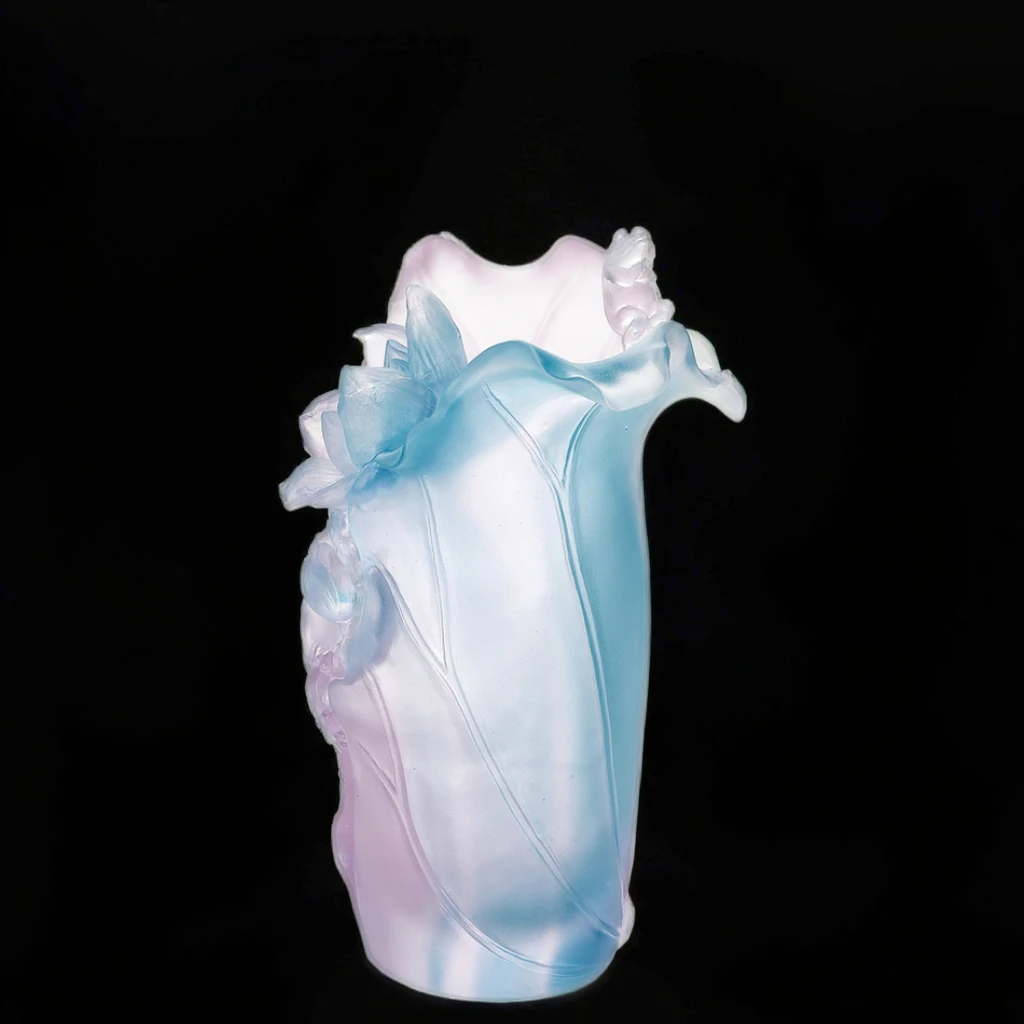 Lotus Vase with Pink Blue Gradient & Frosted Finish Liuli Crystal Handmade Centerpiece for Luxury Home Decor
