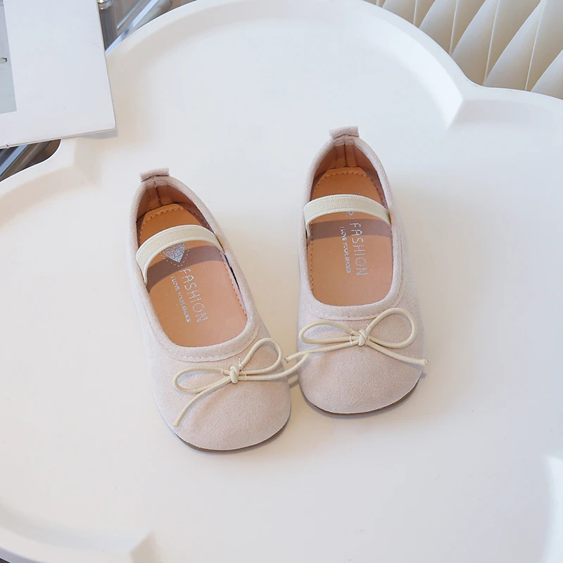 Prinzessinnenschuhe für kleine Mädchen, Bonbonfarben, Schleife, elastisches Band, flacher Kinderschuh aus Wildleder, süßer Slip-On, bequemer Herbst-Kinderschuh, Größe 21–30 – Detail 18