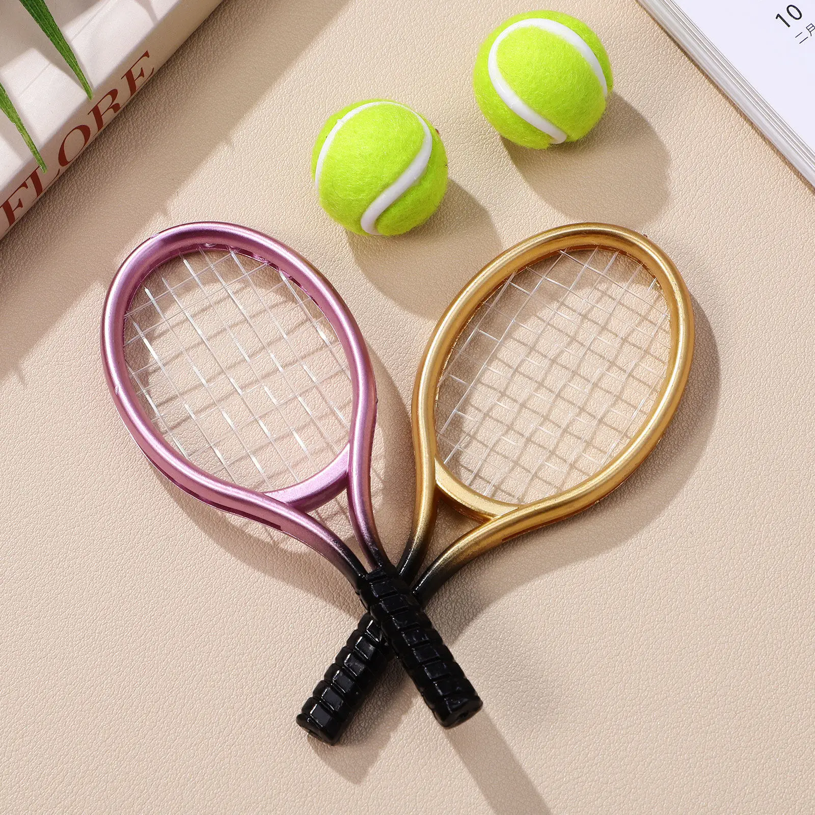 

2Sets Mini Tennis Rackets Ball Set Nondeformable Smooth Surface Small Size Mini House Decor Photo Prop Miniature Tennis Racket