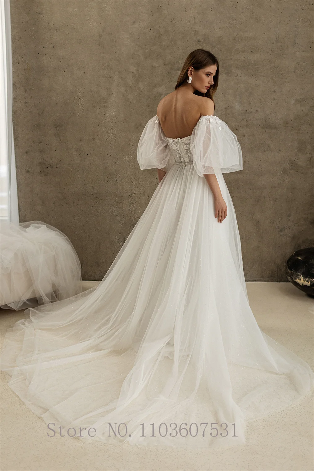 Modest Boat Collat Tulle Applique Wedding Dress for Bride A-line Side Split Court Wedding Gown with Removable Puff Sleeve