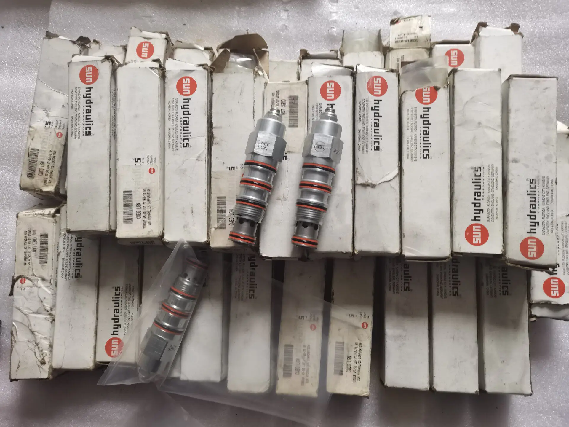SUN Balance Valve CWEG-LGN. New Genuine Hydraulic Valve Cartridge Valve