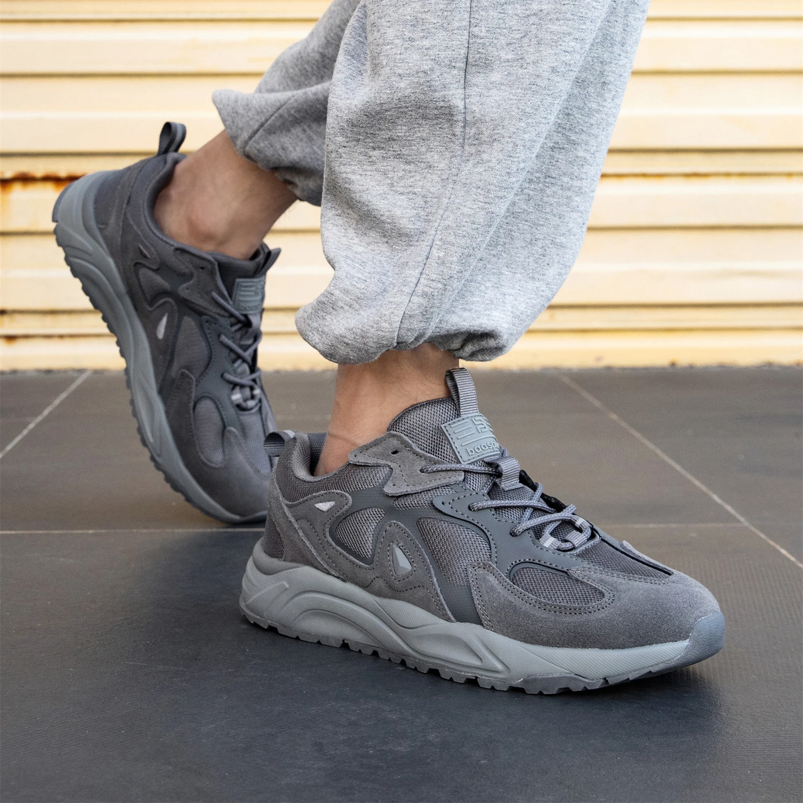 Baasploa Men Casual Shoes New Outdoor Non-Slip Wear-Resistant Light Sports Shoes Male Casual Mesh Breathable Lace-up Sneakers