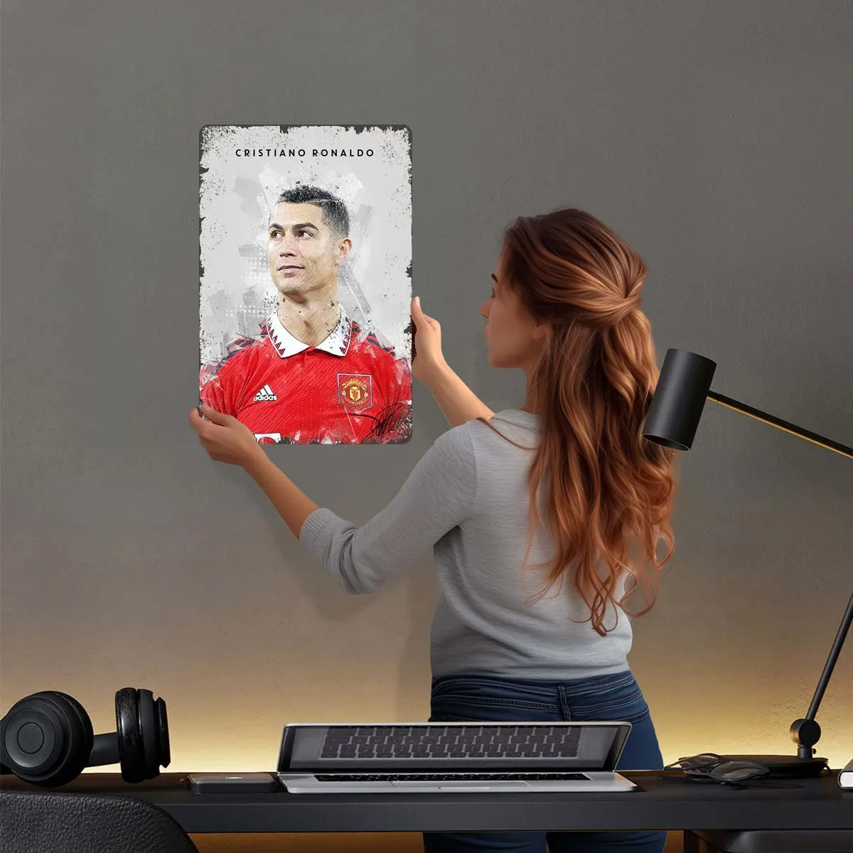 Cristiano Ronaldo Metal Poster Soccer Sports Custom Signs Vintage Home Decor Items Metal Tin Sign for Wall Art Decoration Retro