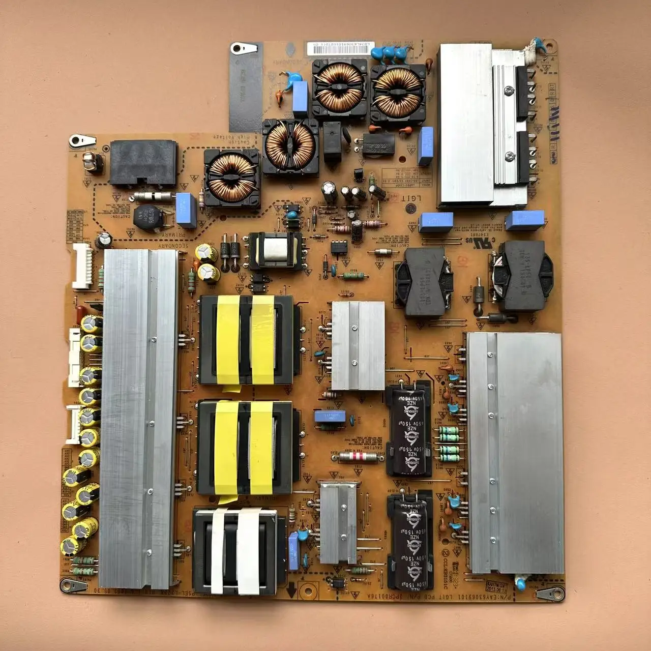 

TV 65LA9700-CA Power SUPPLY Board EAY63069101 PSEL-L322A