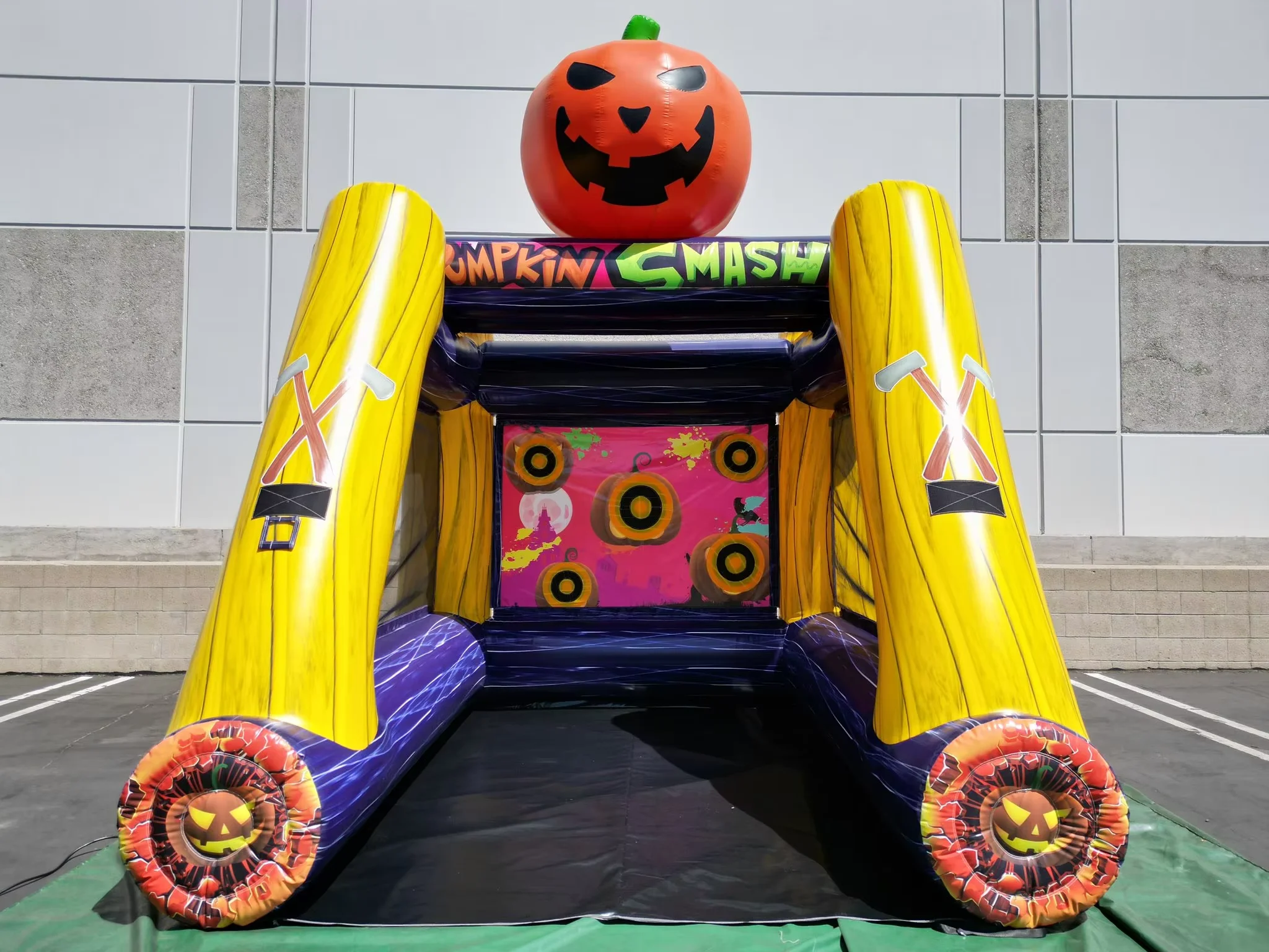 2025 لعبة رمي الفأس التفاعلية الجديدة للهالوين القابلة للنفخ، شحن جوي سريع إلى الباب، لعبة هجوم زومبي #1