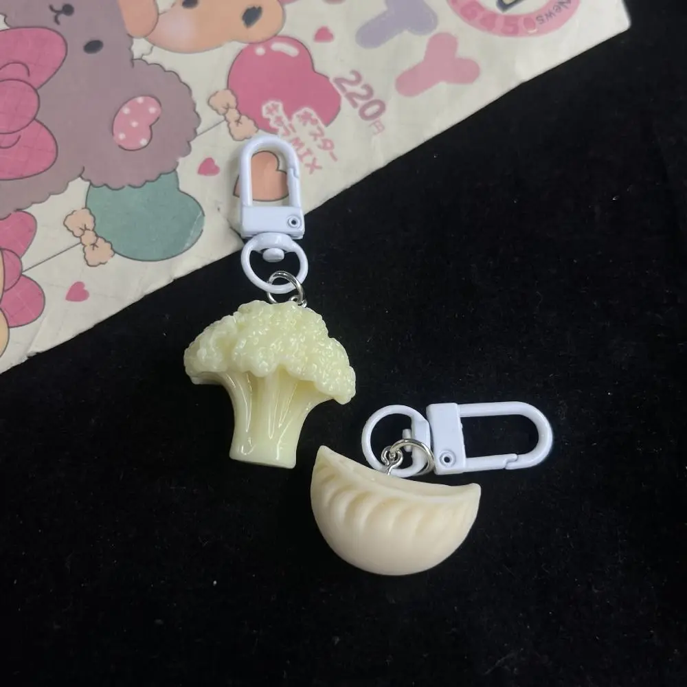 Llavero de comida linda con diseño de panecillo relleno al vapor, colgante de desayuno chino con fideos de maíz, dijes para mochila, llavero de comida simulada con huevos, regalo