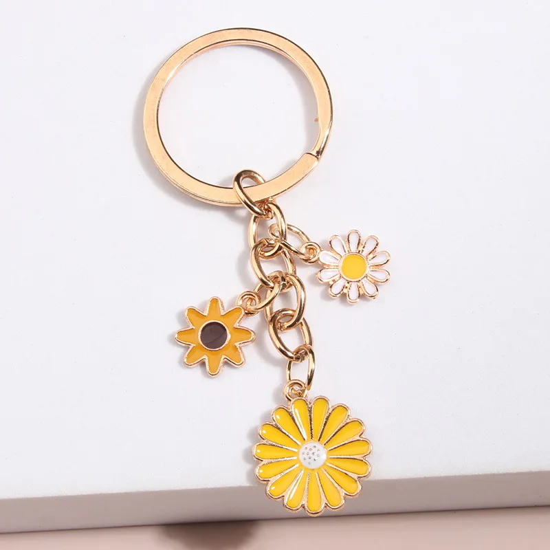 Cute Enamel Sunflower Keychain para mulheres, Anel chave da flor, Sweet Key Chains para meninas, Handbag DIY Jewelry Gifts