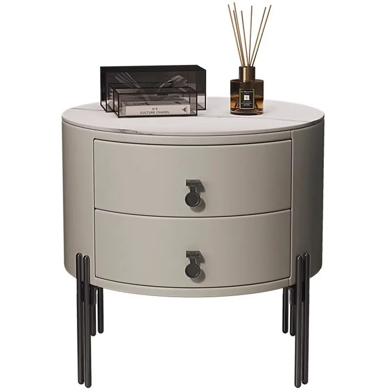 طاولة بجانب السرير مستديرة من بلاطة الصخور، راقية، بسيطة