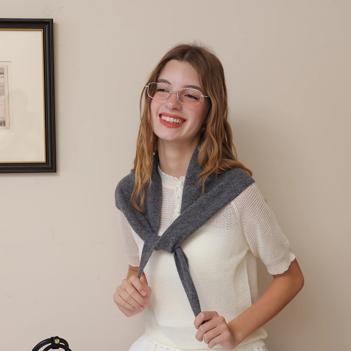 

A Solid Color Wool Knitted Triangle Scarf for Women, Can Be Worn as a Fake Collar, Decorative Scarf for Air-Conditioned Rooms