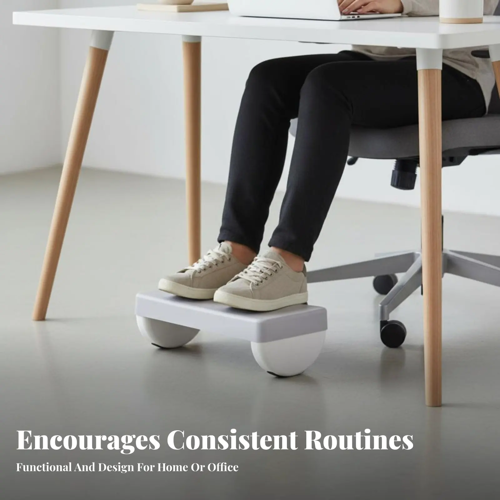 

Angled beneath-desk Footrest Improves Posture Footstool Anti-Slip long-lasting Construction for Students, e-sports participants