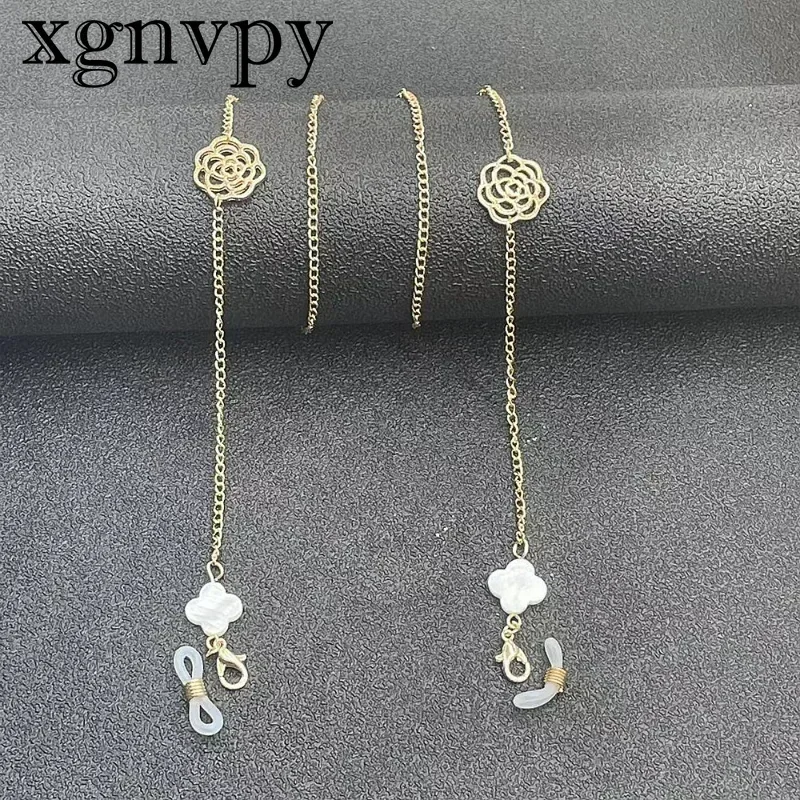 xgnvpy Fashion Pearl Mix Multi-purpose Chain Temperament Female Simple Camellia Four-leaf Clover Eyewear Chain