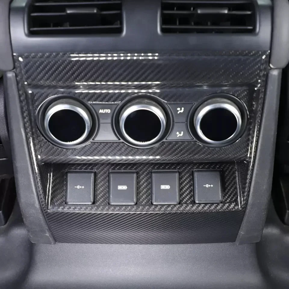 

For Land Rover Defender Real Dry Carbon Fiber 2020-2024 Air Outlet Anti-Kick Cover Accessories interior decoration modification