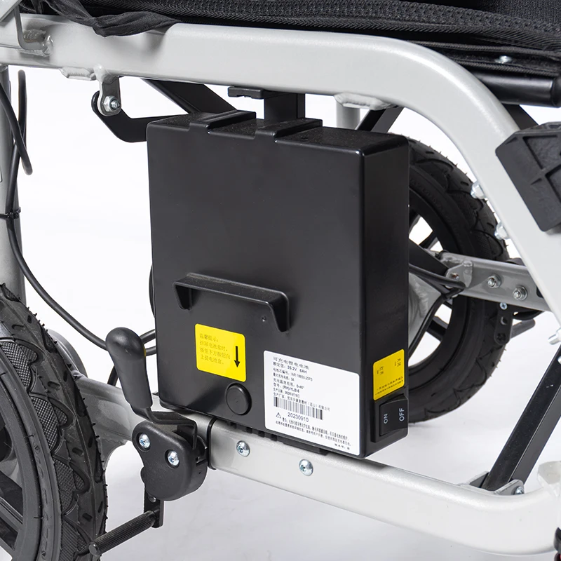 15kg 초경량 전동 유모차 장애인용 리튬 배터리 장착 접이식 전동 휠체어 항공 여행 승인