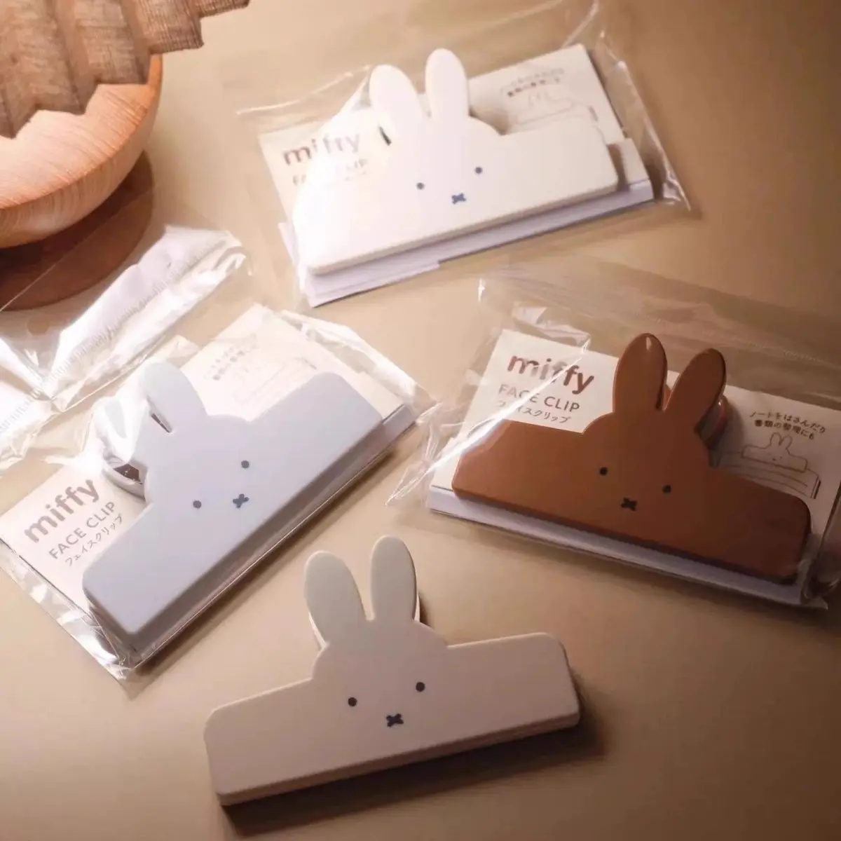 Pince à papier multifonction Kawaii Miffy, mignonne, pour classement, carnet, notes, bureau, et scellage de documents, accessoire quotidien, motif dessin animé