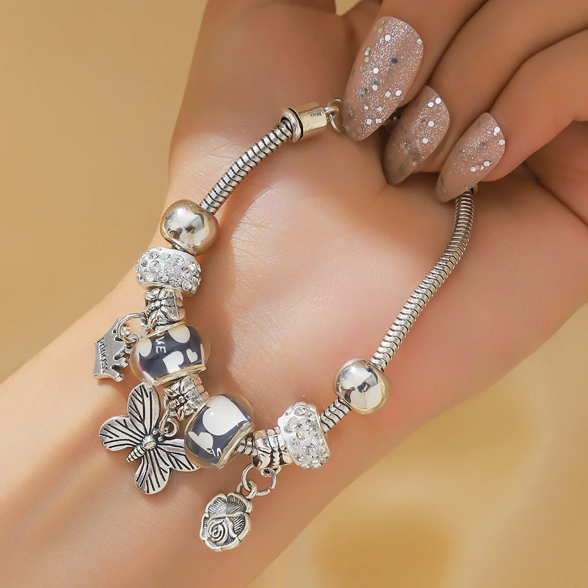 1PC Women\'s Fashion Pan Family Multi Element Butterfly Crown Beaded Bracelet Date Travel Banquet Party Festival Dressing Gift