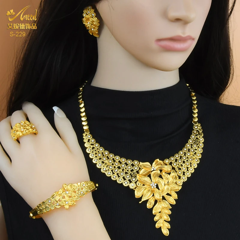 Nigerian Jewelry Sets For Women Dubai Gold Plated African Luxury Bridal Necklace Earrings New 2021 Hawaiian Wedding Accessories