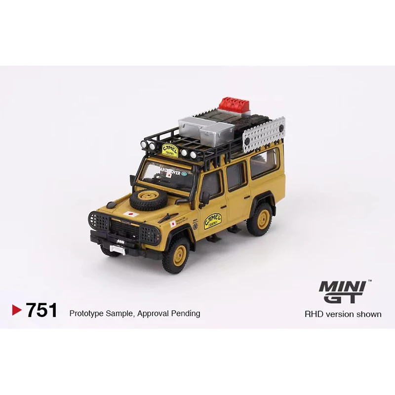 MINIGT 751 1:64 Defender 110 1989 Japan Diecast Diorama Model Collection Toys