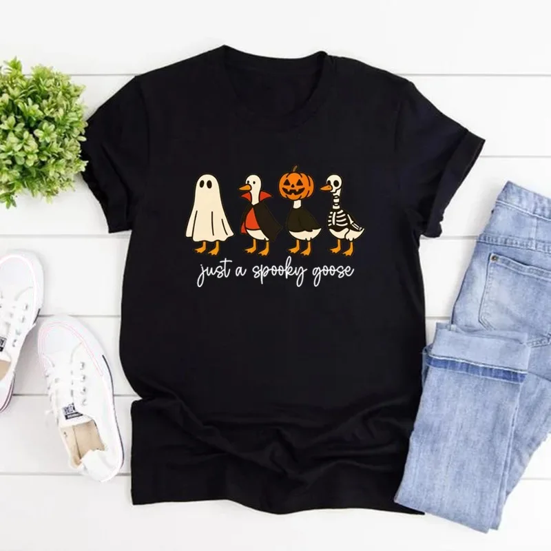 Just A Spooky Goose T-shirt Funny Halloween Goose T-shirt Men's and Women's Top Pattern Cute Horror T-shirt Halloween Gift