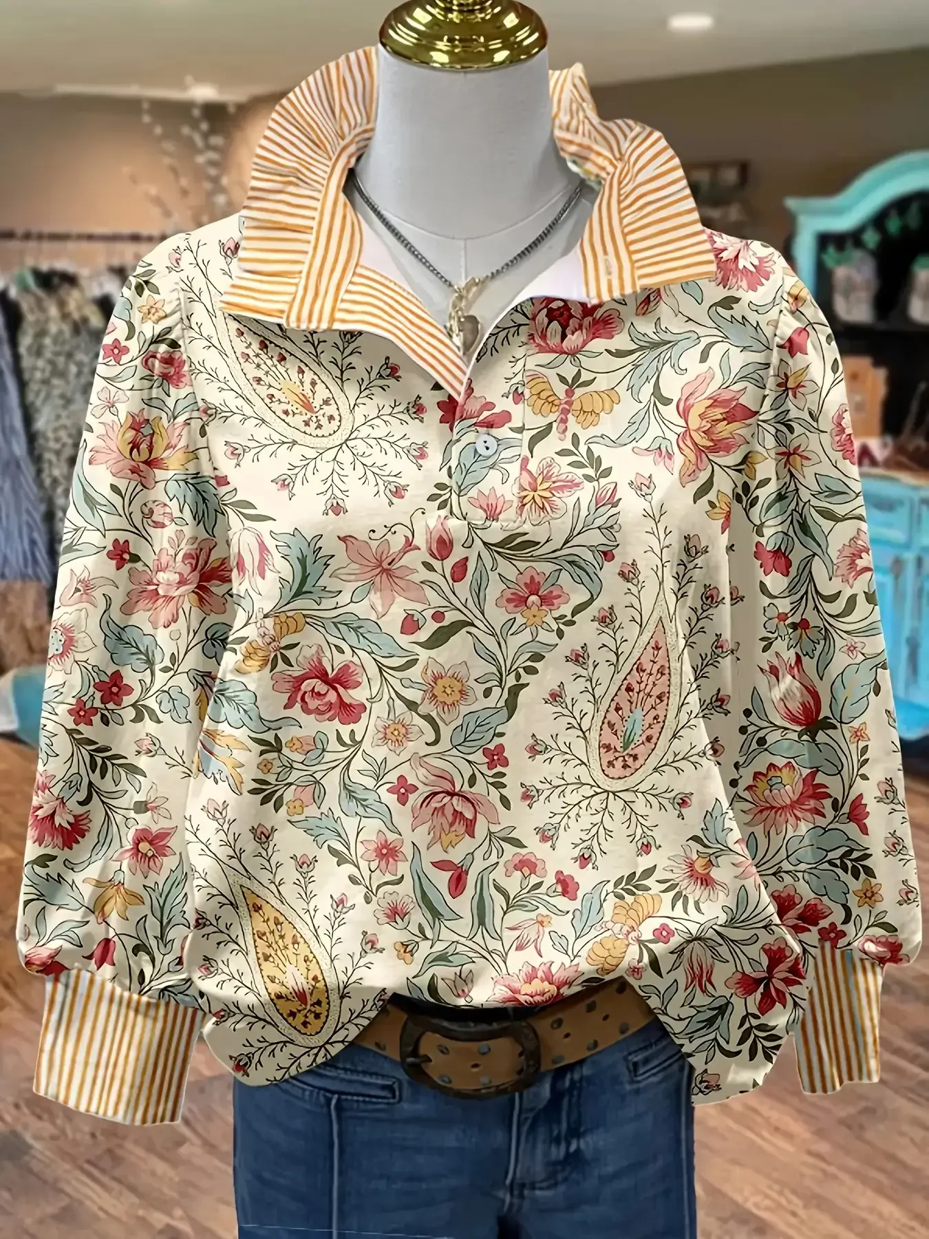 Ladies' Spring and Autumn Winter Collection Women's Stand up Collar Long Sleeve Shirt, with Exquisite Printed Santa Claus