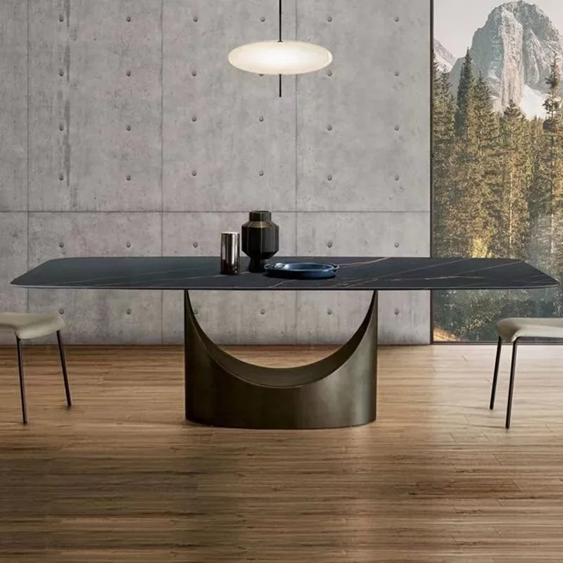 Grande table de salle à manger en marbre moderne, base en acier inoxydable bronze, ardoise noire personnalisée, 1.8