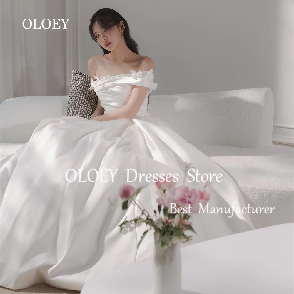 

OLOEY Off Shoulder Ivory A Line Wedding Dress Korea Photoshoot Pleats Satin Bridal Gown Floor Length Elegant Custom Made