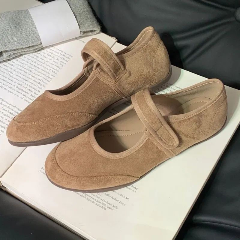 zapatos-planos-de-punta-redonda-a-la-moda-zapatos-informales-poco-profundos-para-mujer-zapatos-comodos-de-suela-suave-de-gamuza-retro-mary-jane-zapatos-de-mujer