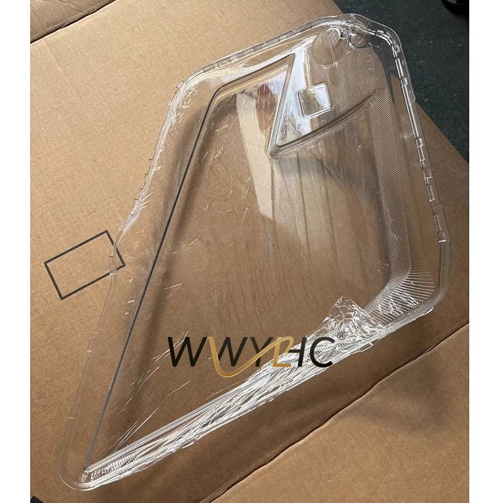 Suitable for Vo-l-vo Phase 6 FM Truck FMX Pump Truck Low-end Halogen Front Headlight Transparent Lampshade
