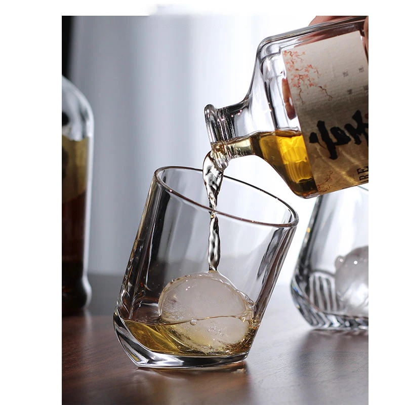Leaning Tower Cup Vintage Ltalian-style Whiskey Glass Designer Creative Glass Retro Liquor Cup