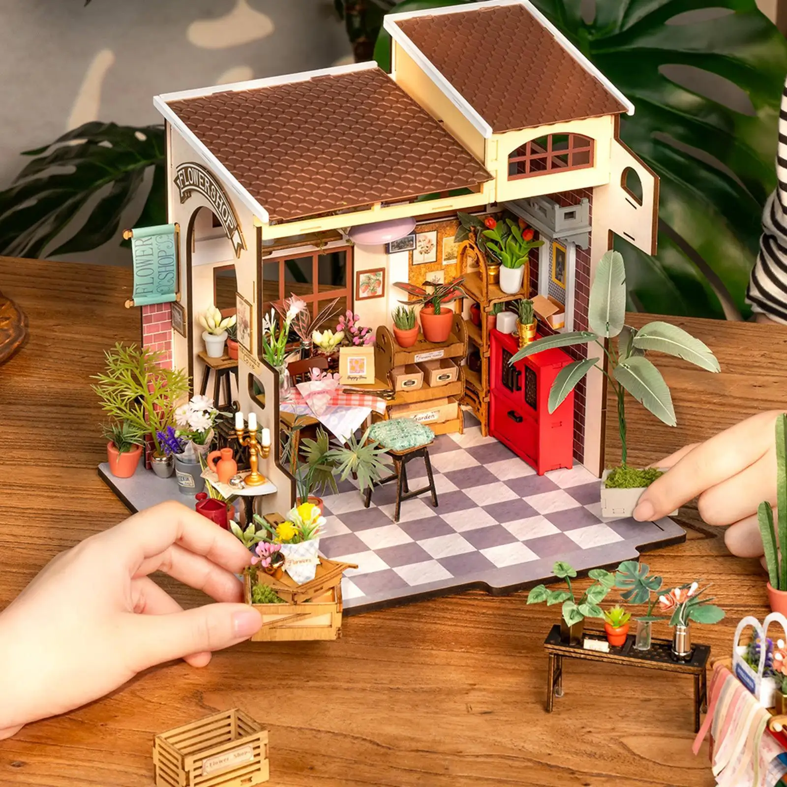 DIY Wooden Miniature Dollhouse and Flower Pot for Adults Kids Birthday Gift