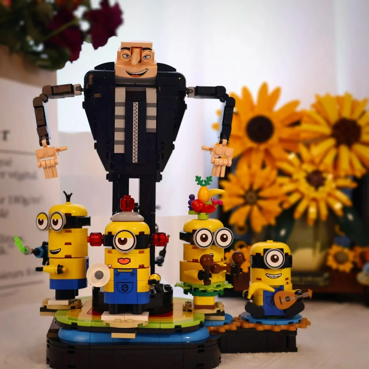 

MINISO Disney Cartoon Gru and Minions Little Yellow Man Brick-Built Building Block Bricks Model DIY Toys Kid Brithday Boys Gift