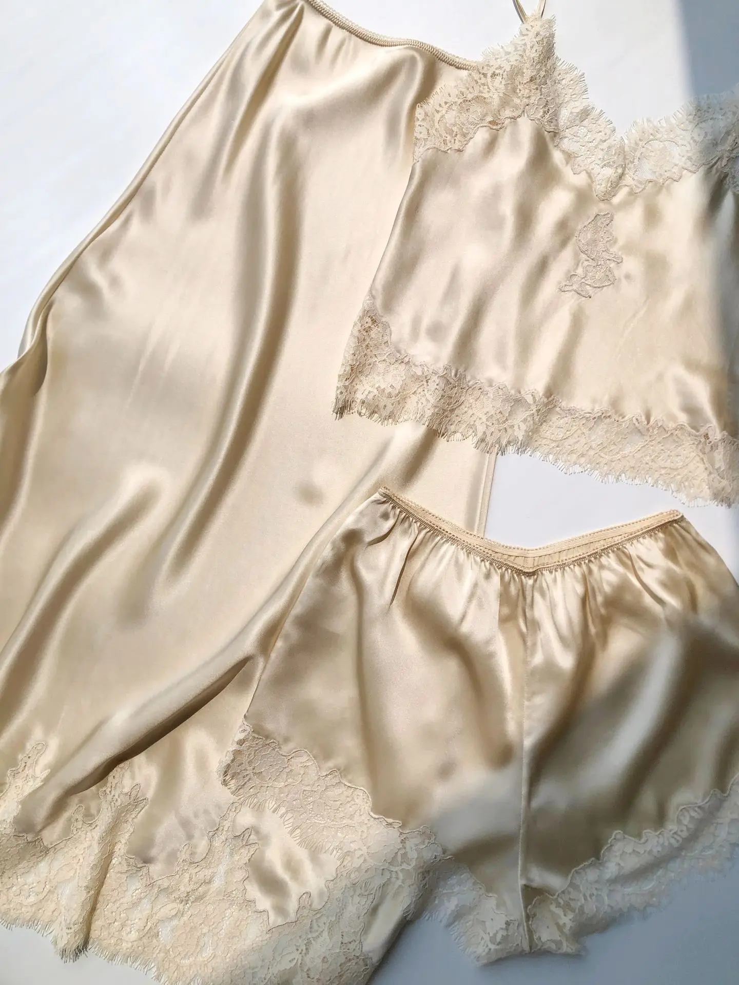 Ensemble Patchwork en dentelle de soie pour femmes, Camisole sans manches à col en v + short taille haute + jupe longue droite, costumes Sexy pour dames, 100%