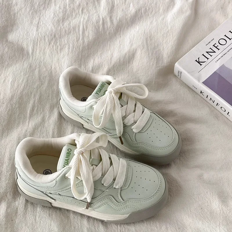 

Korean Style All-match Women's 2025 New Spring Hot-selling Casual Thick-soled Lightweight Student Sneakers