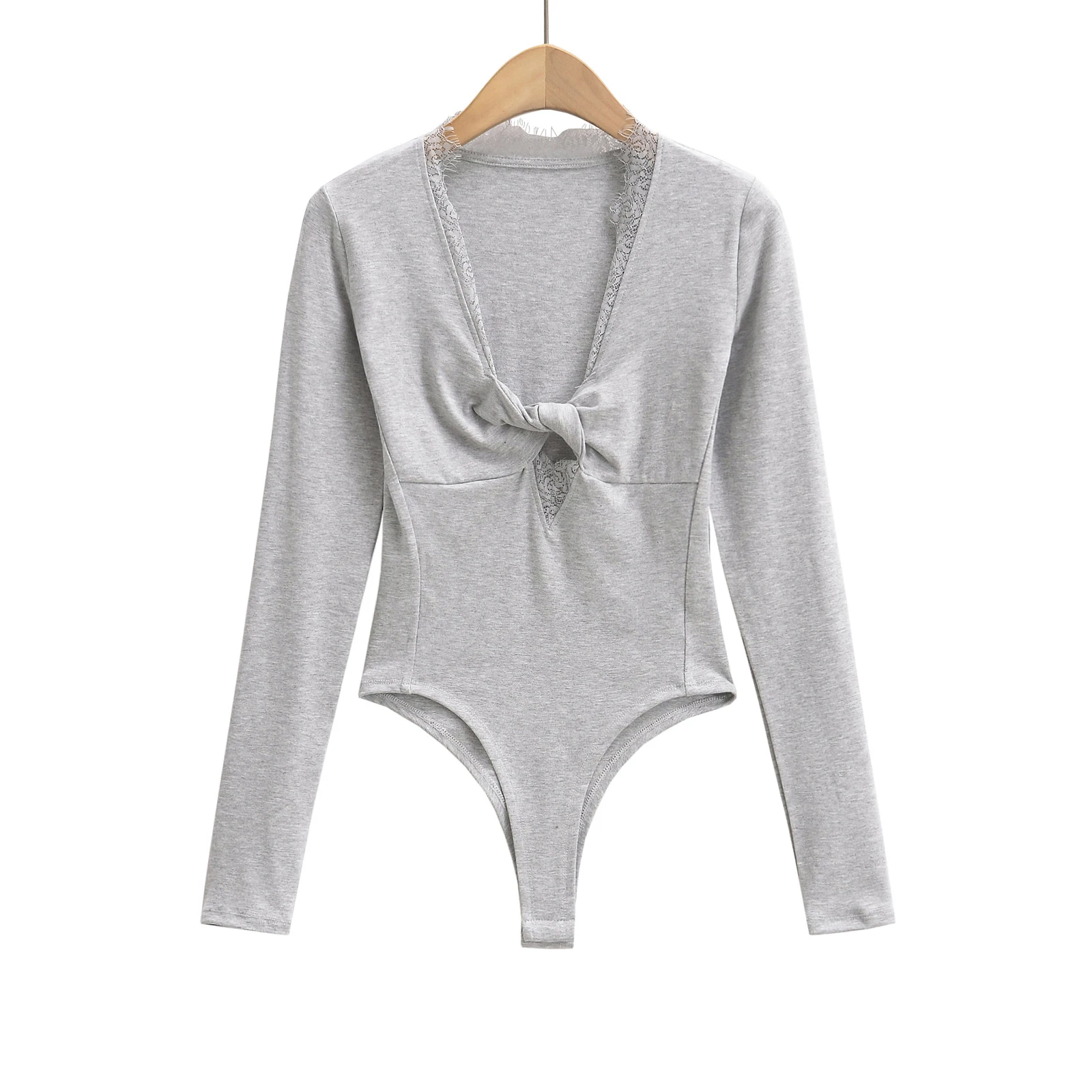 4 ألوان 2025 تقسم مقوس دانتيل الخامس الرقبة جيرسي كم طويل ارتداءها مثير امرأة قصيرة بذلة سليم صالح السروال القصير Bodycon بلايسوت