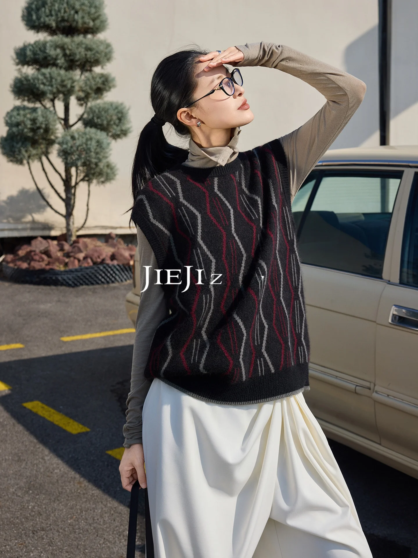 

JIEJI Zhang Spring Knitted Wool Blend Vest round Ne Diamond Pattern Women's Faion Inner Wear Casual Loose Fit Top
