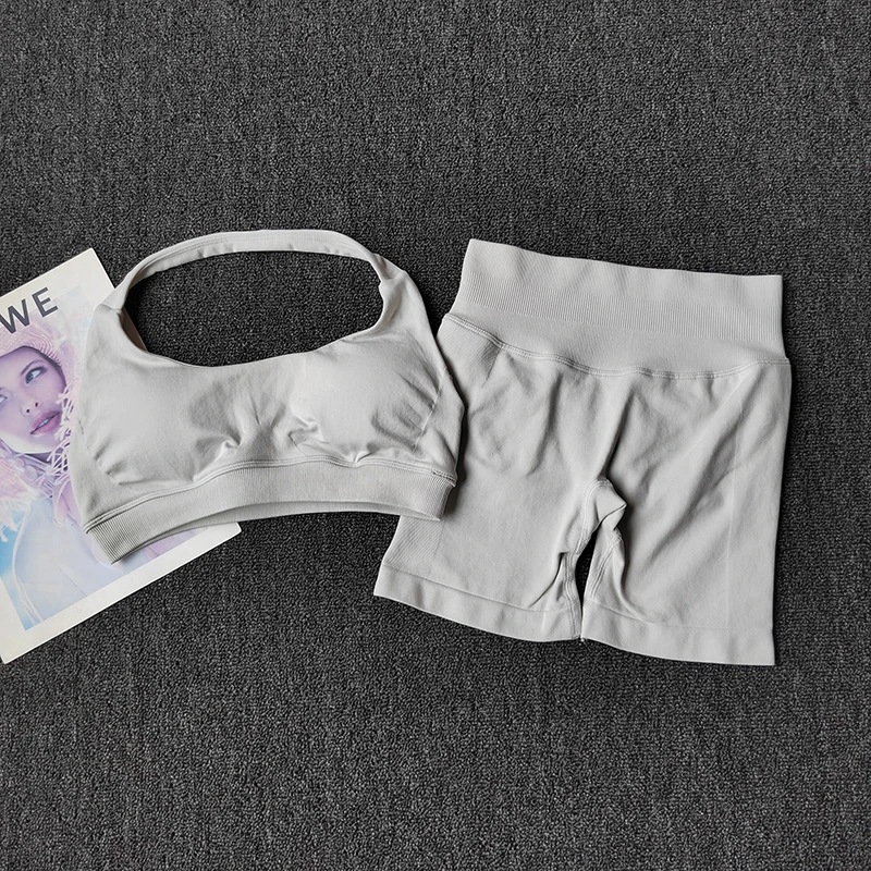 2-teiliges Set: Pfirsichfarbener High-Waist-Bauch- und Hüftstraffender Sport-BH mit Shorts, stoßfester Neckholder-Yoga-Anzug, Lauf- und Fitness-Set – Detail 5