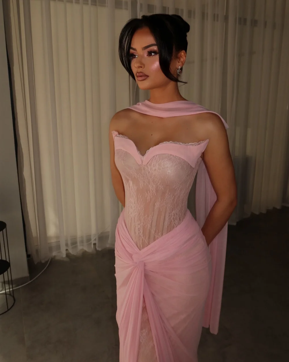 

Customized Modern Style Women Chiffon Lace Ruched Sheath Evening Dresses Elegant Sweetheart Sleeveless Floor Lenght Party Gowns