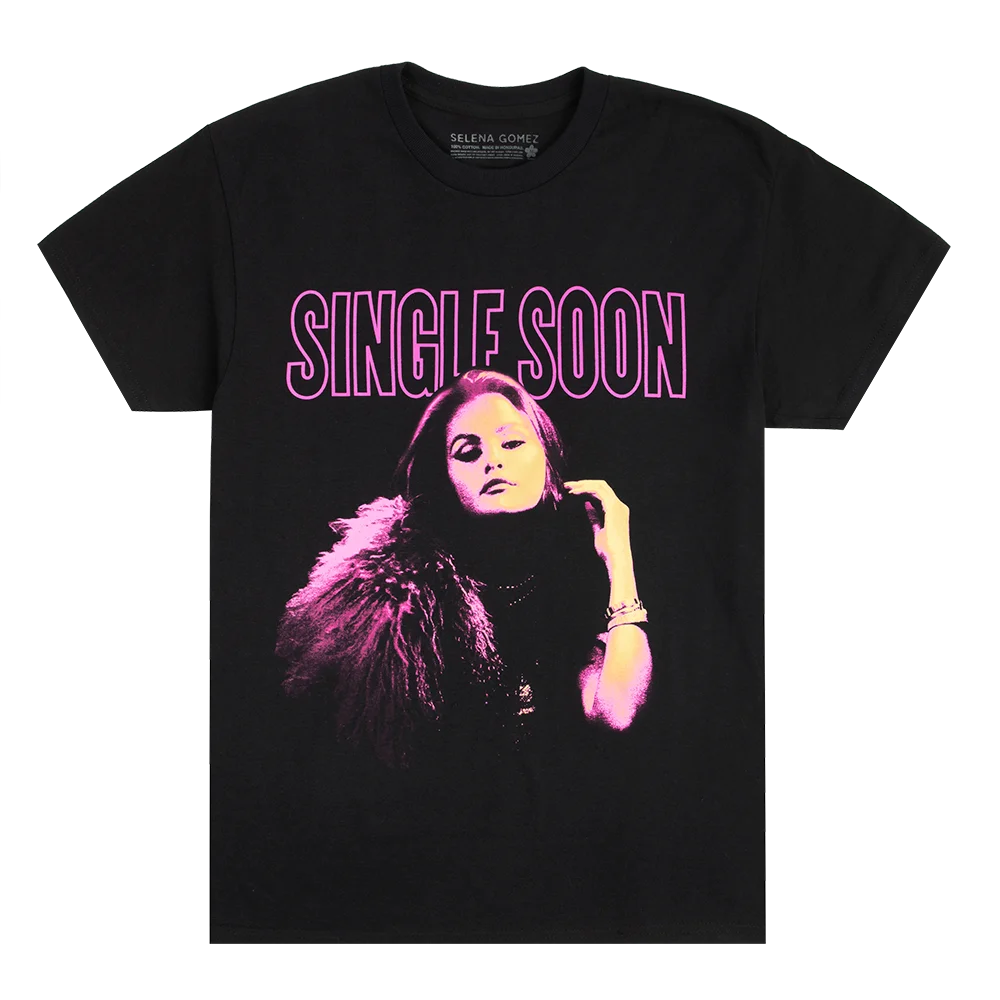 셀레나의 레트로 패션 포커스 |   셀레나 하트 모양 헤드 티셔츠 아메리칸 스트리트 스타일 블랙 반팔 눈길을 사로잡는 스타일