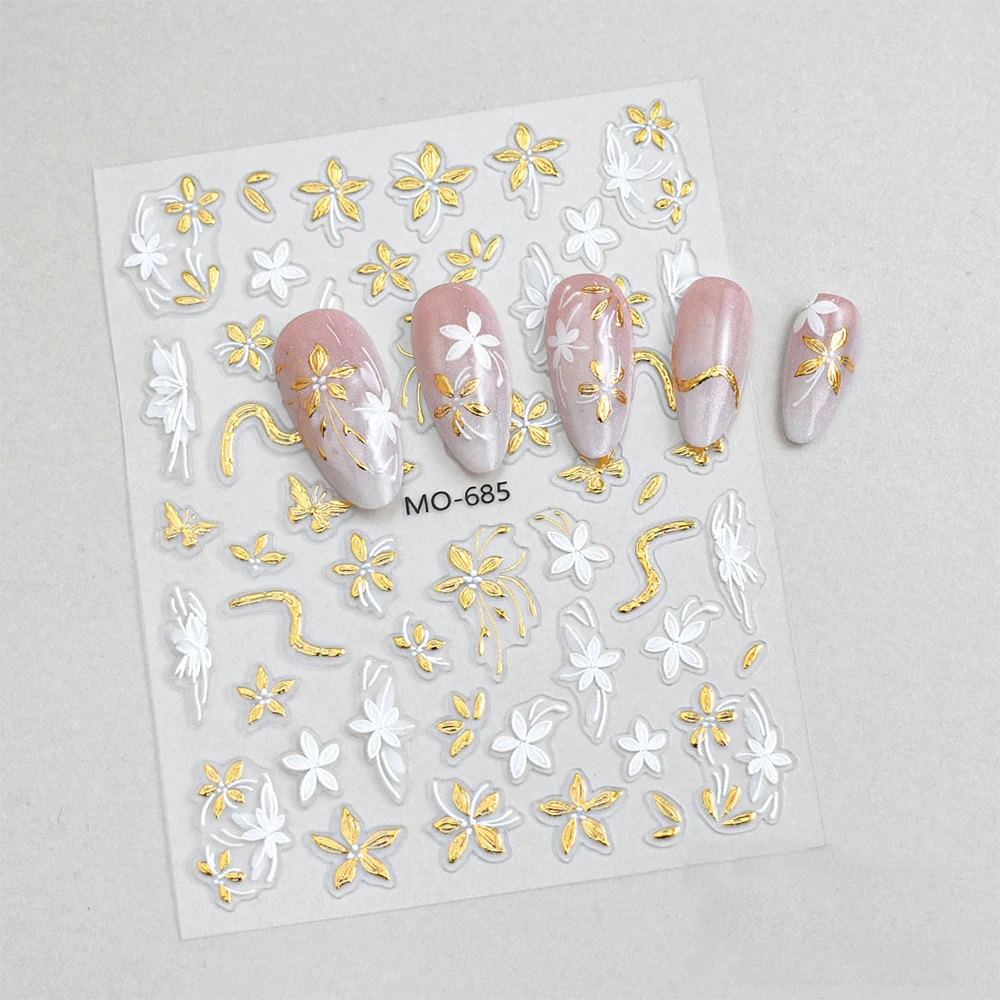 1 Stuks 5D Reliëf Wit & Goud Bloem Nail Stickers Gouden Lijnen Sakura Bloemblaadjes Zelfklevende Nail Decals Retro bloemen Manicure Slider