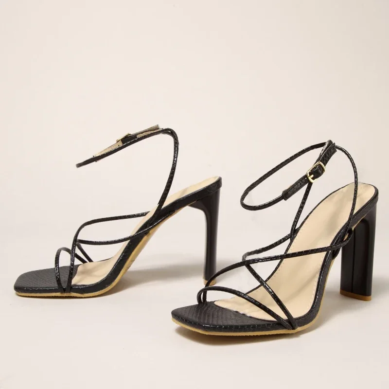 Aneikeh 2026 جديد عبر حزام اعوج حزام خنجر المرأة الصنادل 35-42 كبيرة عالية الكعب أحذية السيدات Sandalias De Mujer