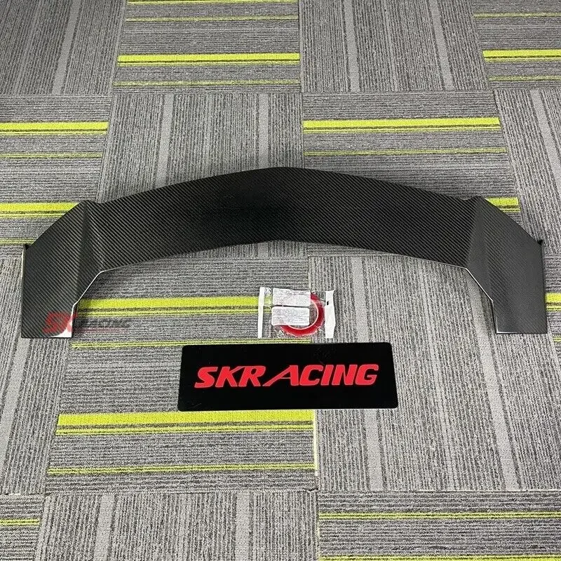 Nuovo stile adatto Lamborghini URUS in fibra di carbonio posteriore tronco tetto Spoiler Lip Wing Body kit accessori auto parti Top