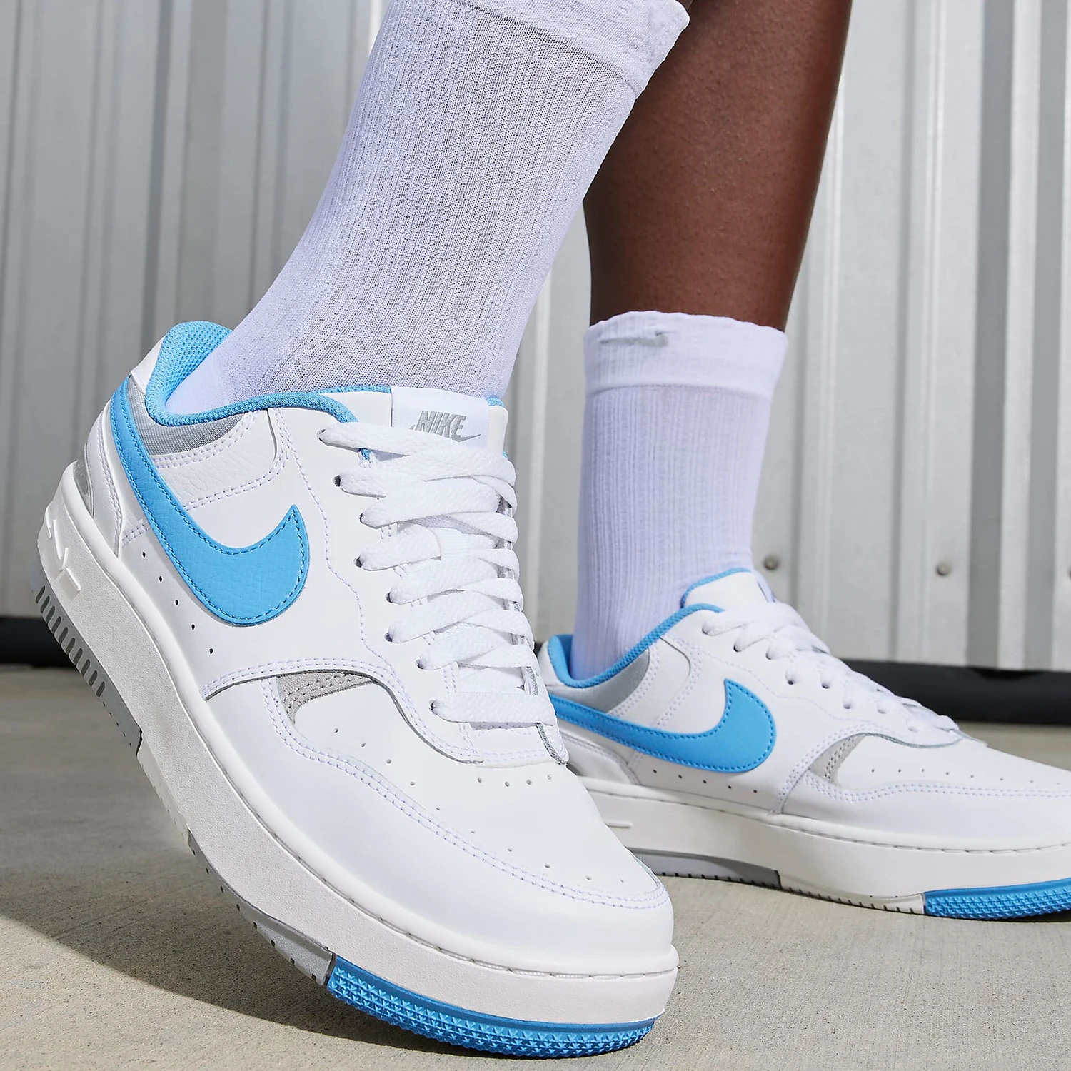 

Официальная женская дышащая и прочная спортивная повседневная обувь Nike GAMMA FORCE DX9176-108