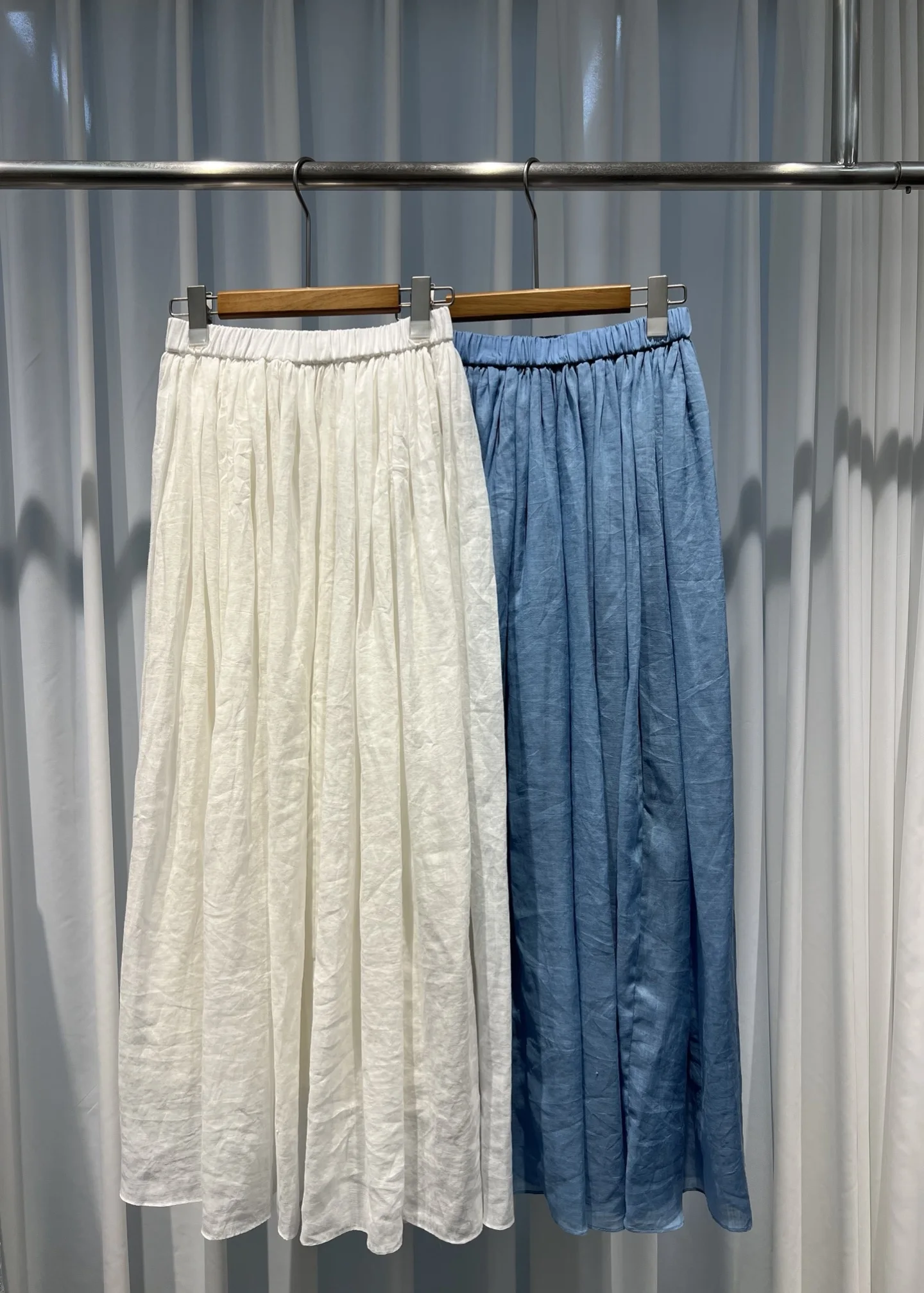 Women 2-Color Elastic High Waist A-Line Pleated Casual Long Skirt