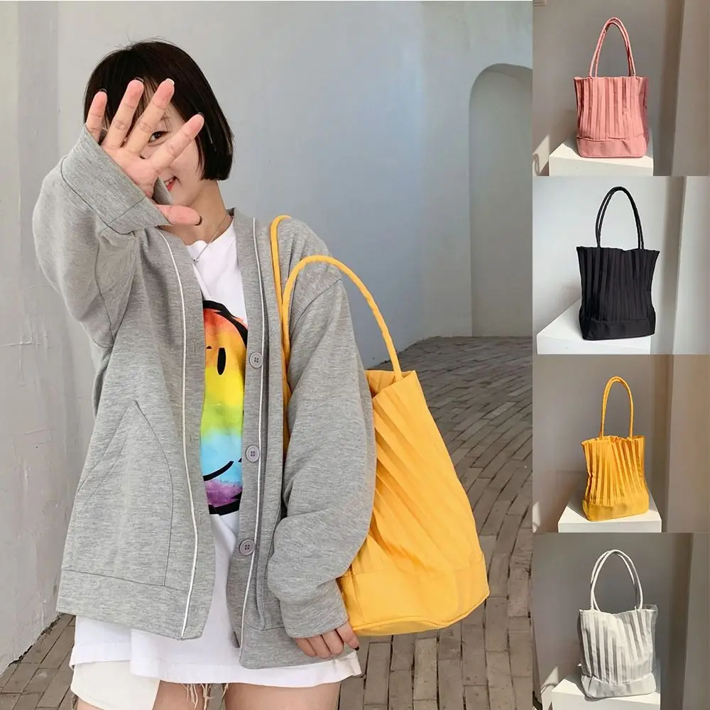 Niedliche koreanische Art plissierte Beutel tasche einfarbige Seide Textur Achsel Tasche Nische Design Einkaufstasche Umhängetasche im Freien