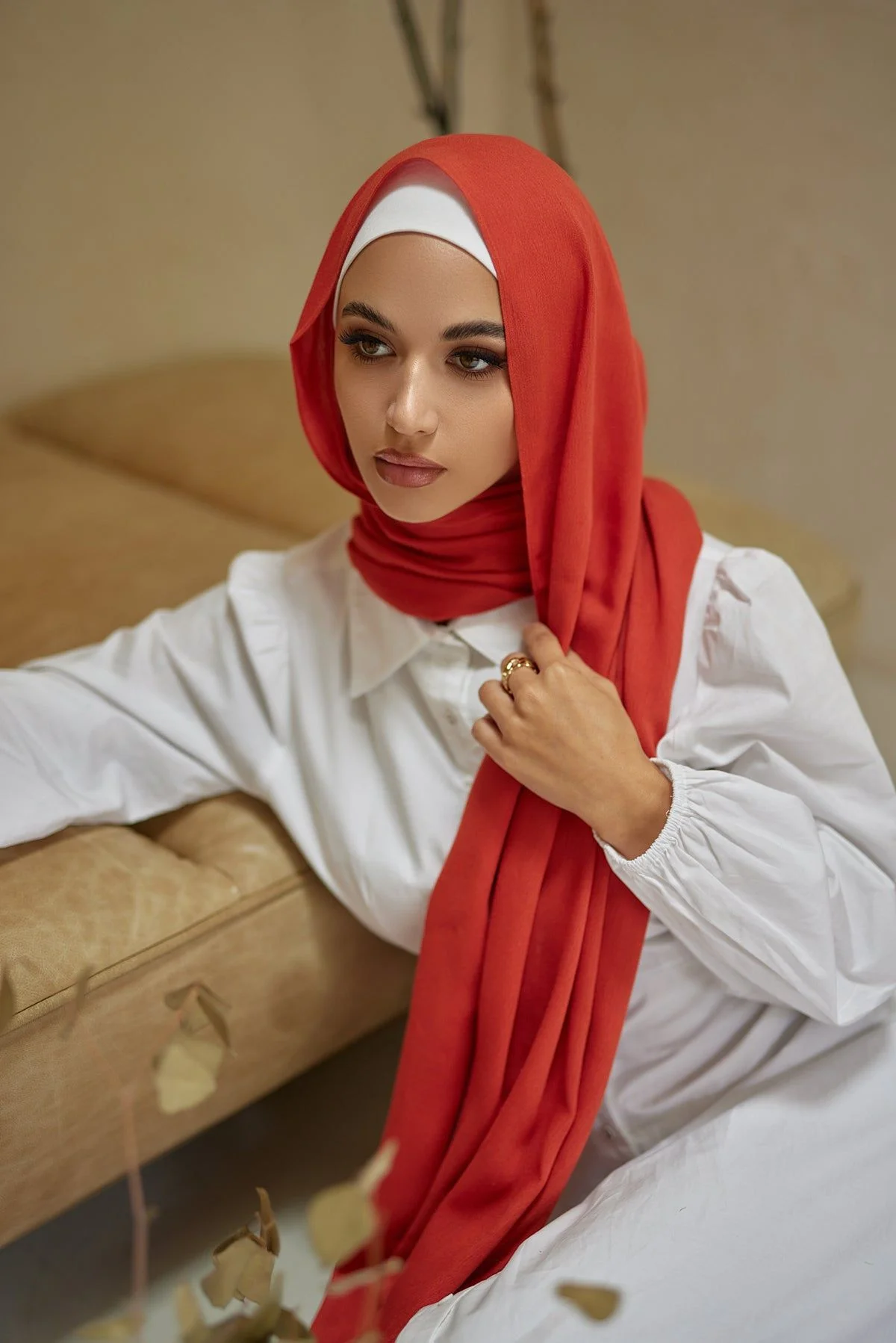 Neue Geknitterte Rayon-Hijabs für Frauen, Einfarbige Schals, Muslimische Weiche Viskose-Kopftücher, Islamischer Turban, Kopfband – Detail 2
