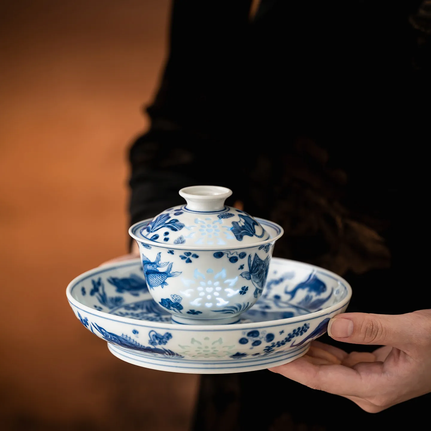 High-End Jingdezhen Blue and White Fish Algae Pattern 2 Tureen Not Hot Tea Brewing Bowl Household Ceramic Cup