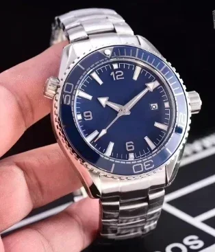 الرجال حالة 600 Relogio Masculino ساعة ميكانيكية المحيط الكون الصلب الأسود الأزرق السيراميك 007 ريترو ساعات أوتوماتيكية مخصصة